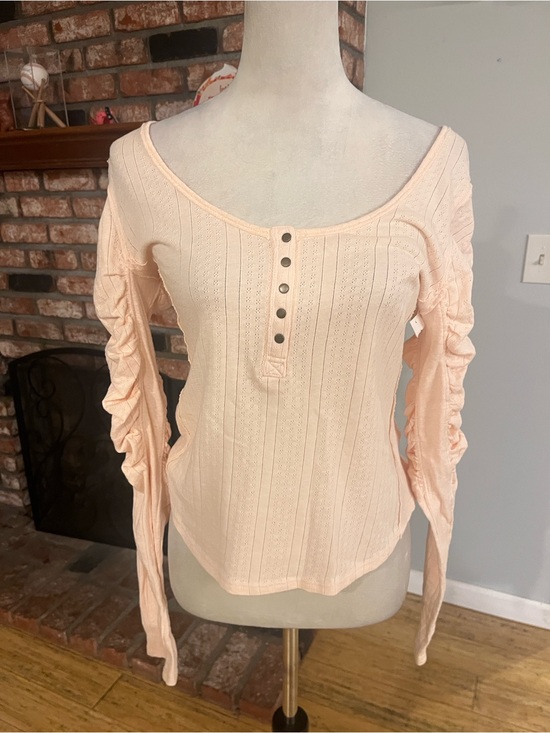 We The Free Tops - We The Free Peach Long-Sleeve Ruched Henley Top